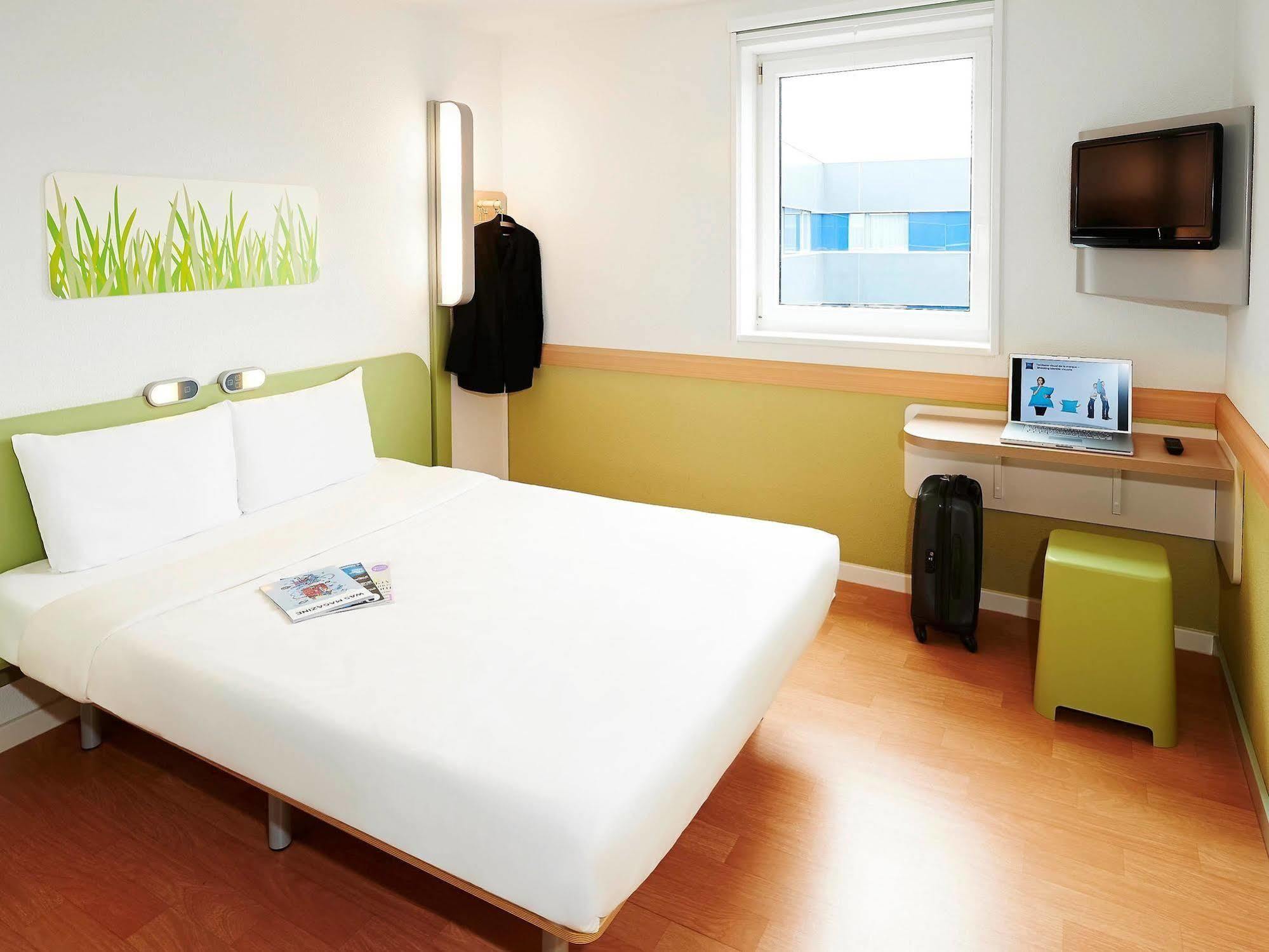 Ibis Budget Thonon Les Bains Exterior photo